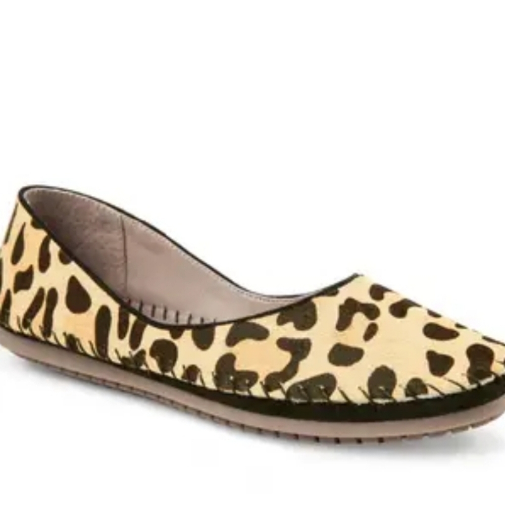 NIB! Adam Tucker Jaguar Scout Size 7 Flats